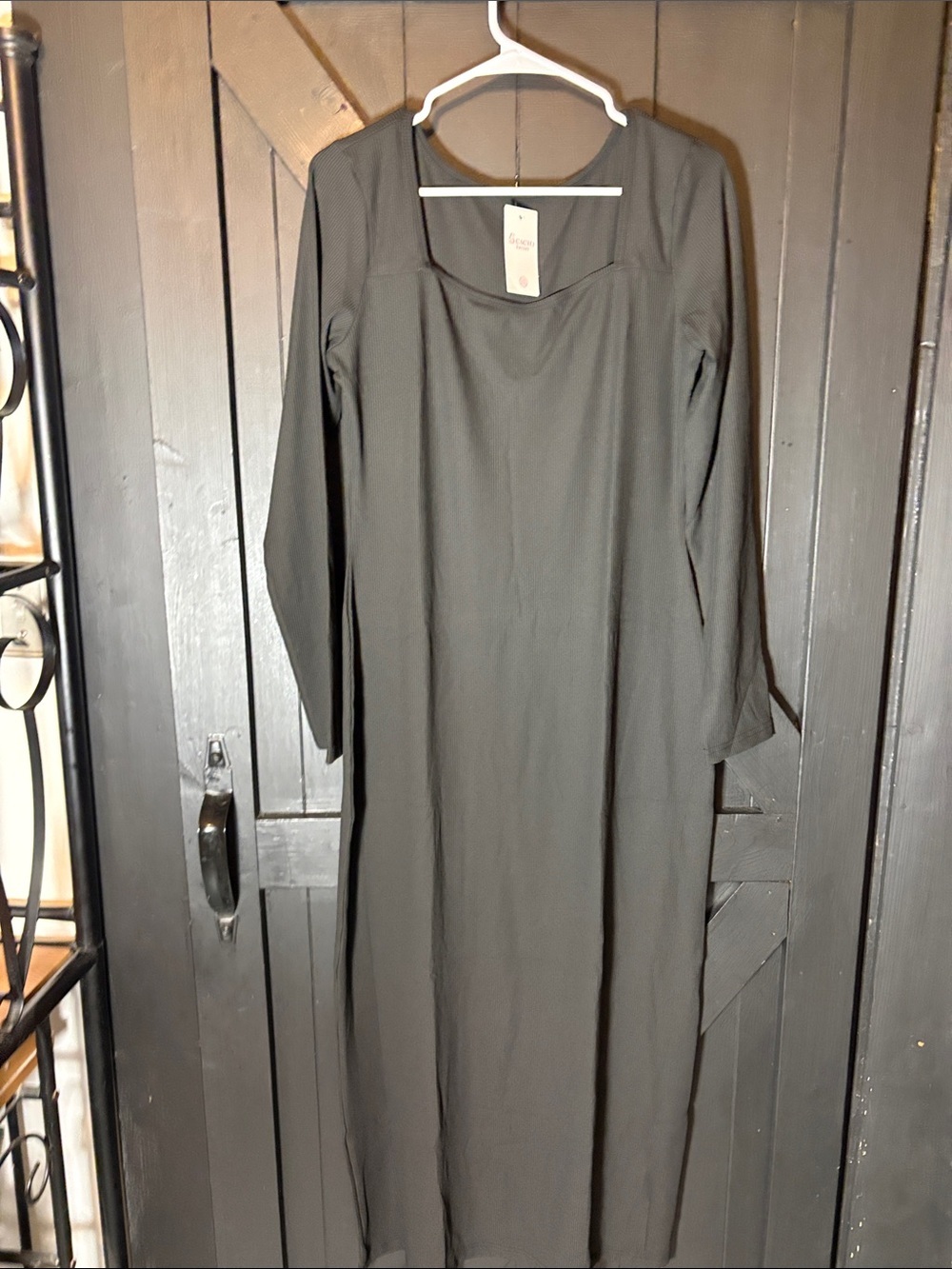 Long Black Square-Neck Long-Sleeve Maxi Dress